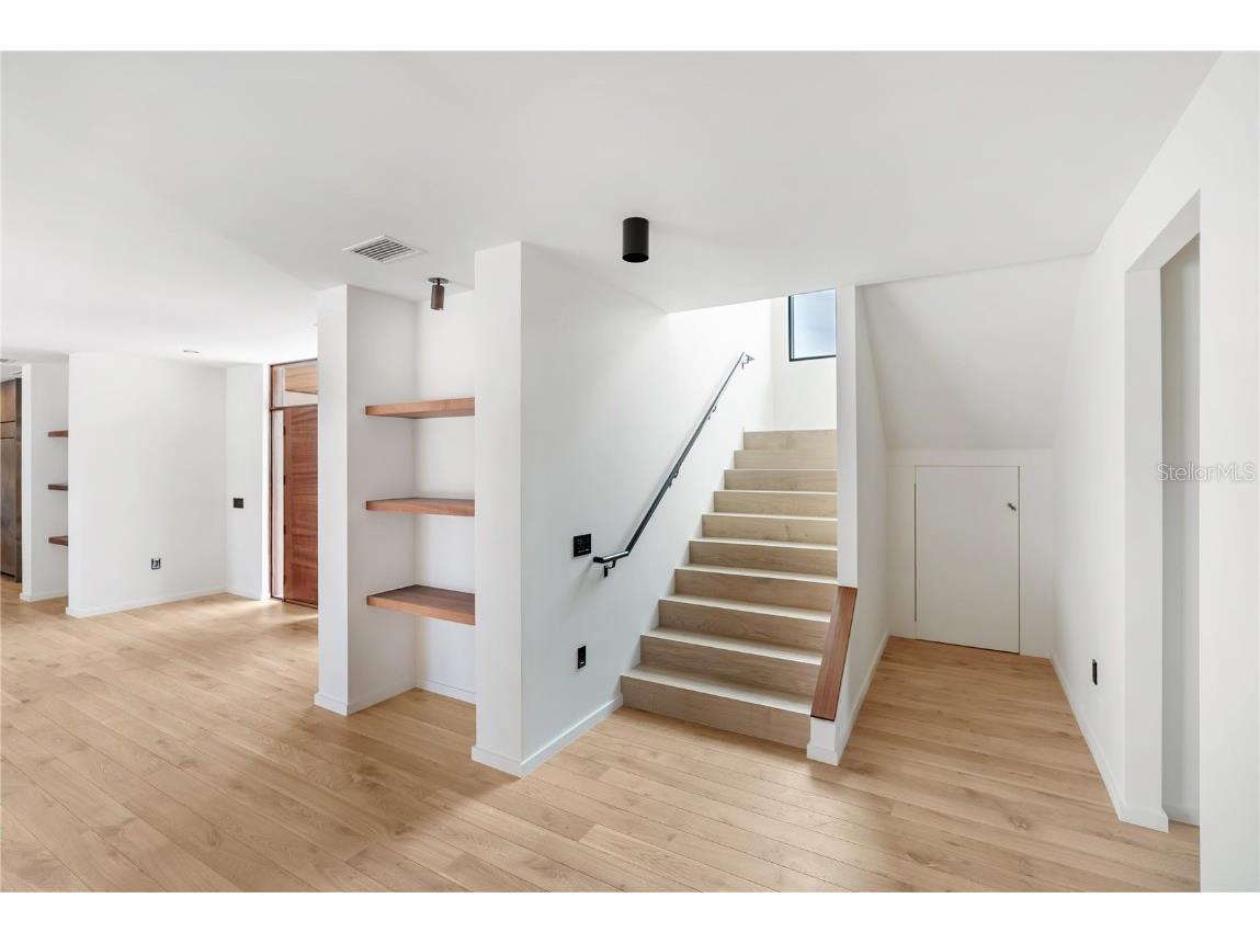 1759 Waldemere Street Sarasota FL 34239 A4666725 image50