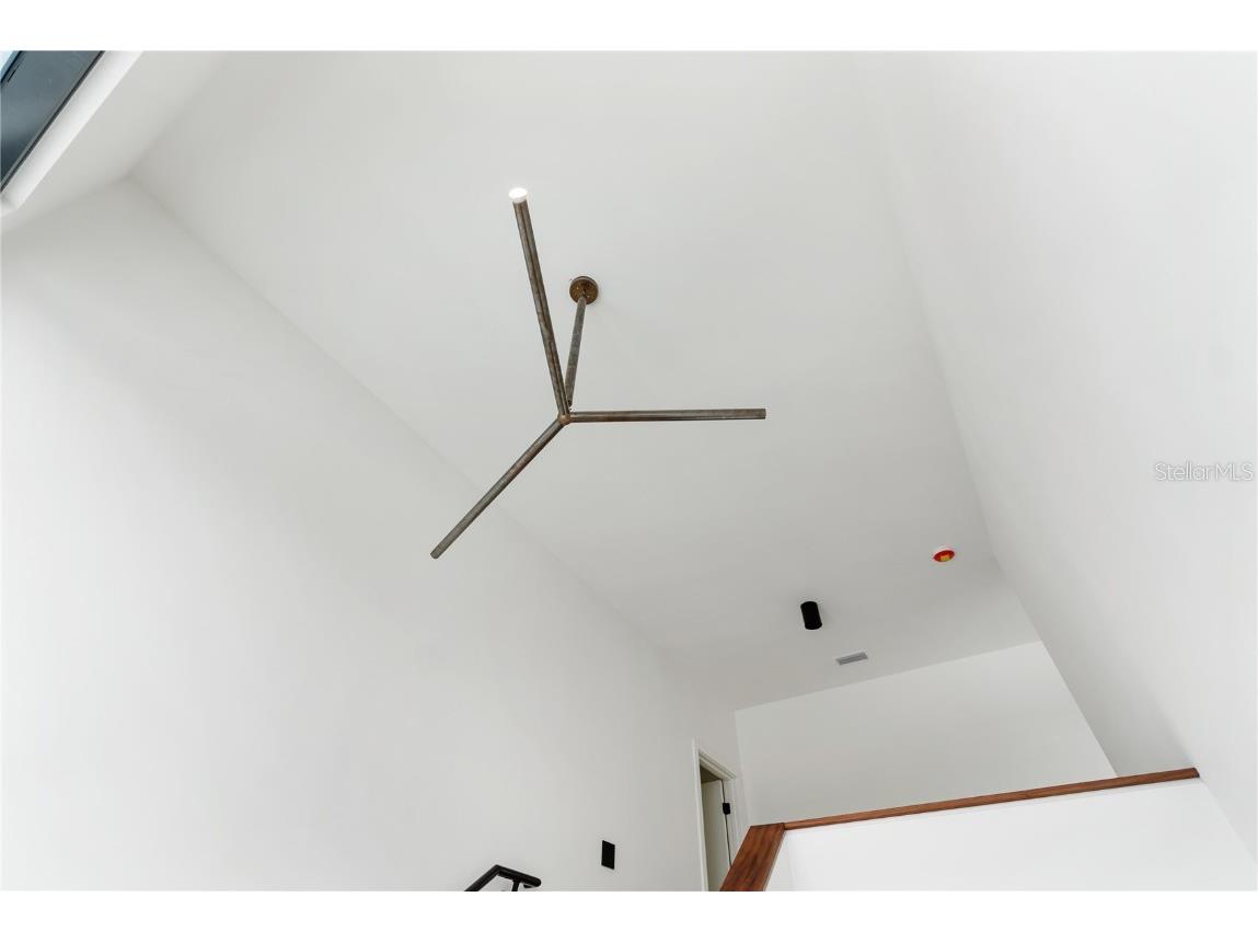 1759 Waldemere Street Sarasota FL 34239 A4666725 image52