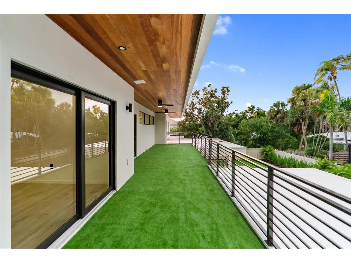 1759 Waldemere Street Sarasota FL 34239 A4666725 image59