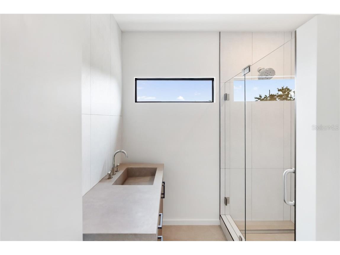 1759 Waldemere Street Sarasota FL 34239 A4666725 image66