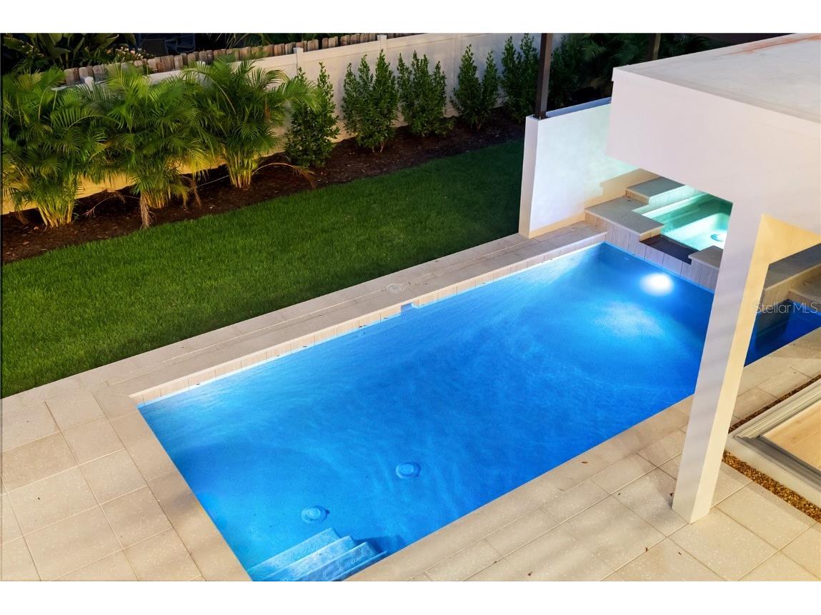 1759 Waldemere Street Sarasota FL 34239 A4666725 image77