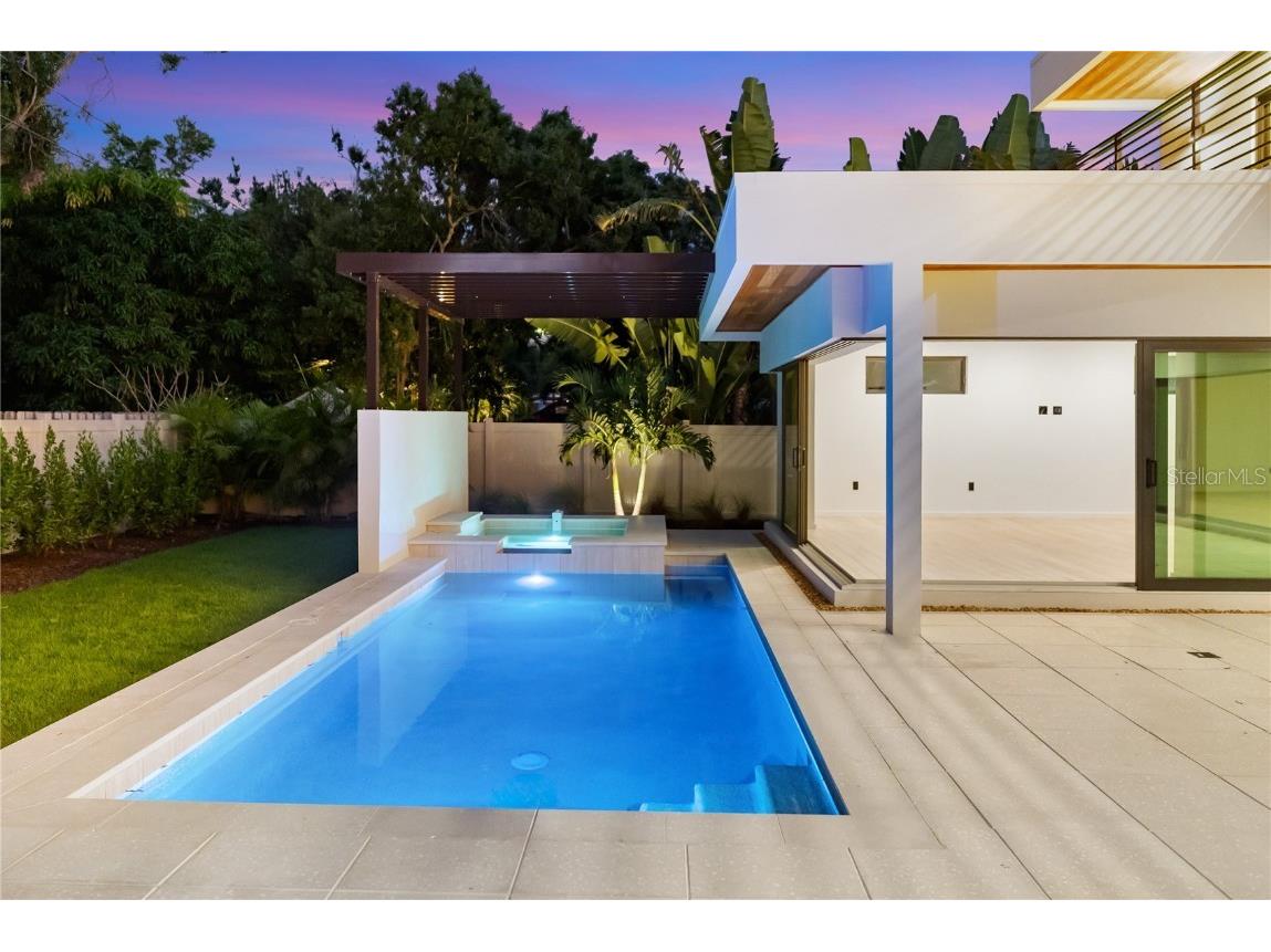 1759 Waldemere Street Sarasota FL 34239 A4666725 image79