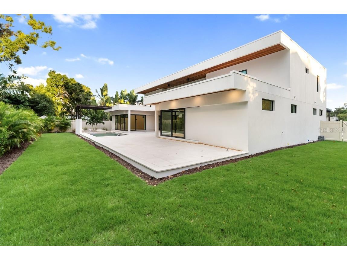 1759 Waldemere Street Sarasota FL 34239 A4666725 image83