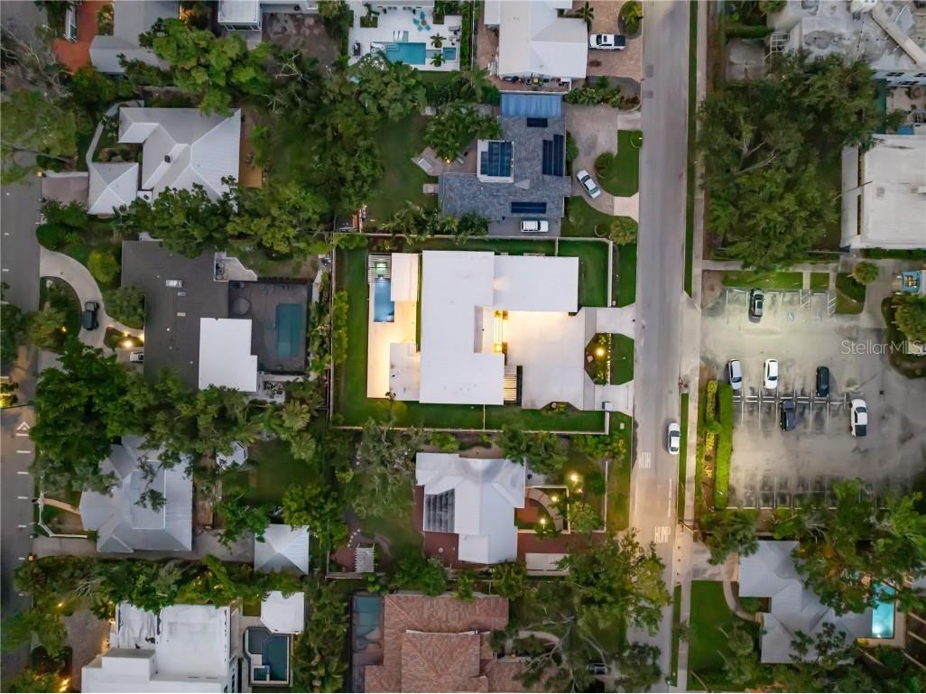 1759 Waldemere Street Sarasota FL 34239 A4666725 image93