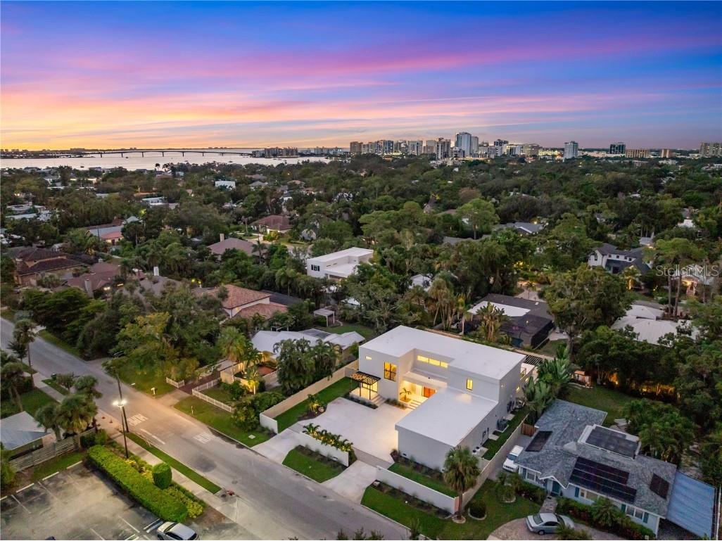 1759 Waldemere Street Sarasota FL 34239 A4666725 image97