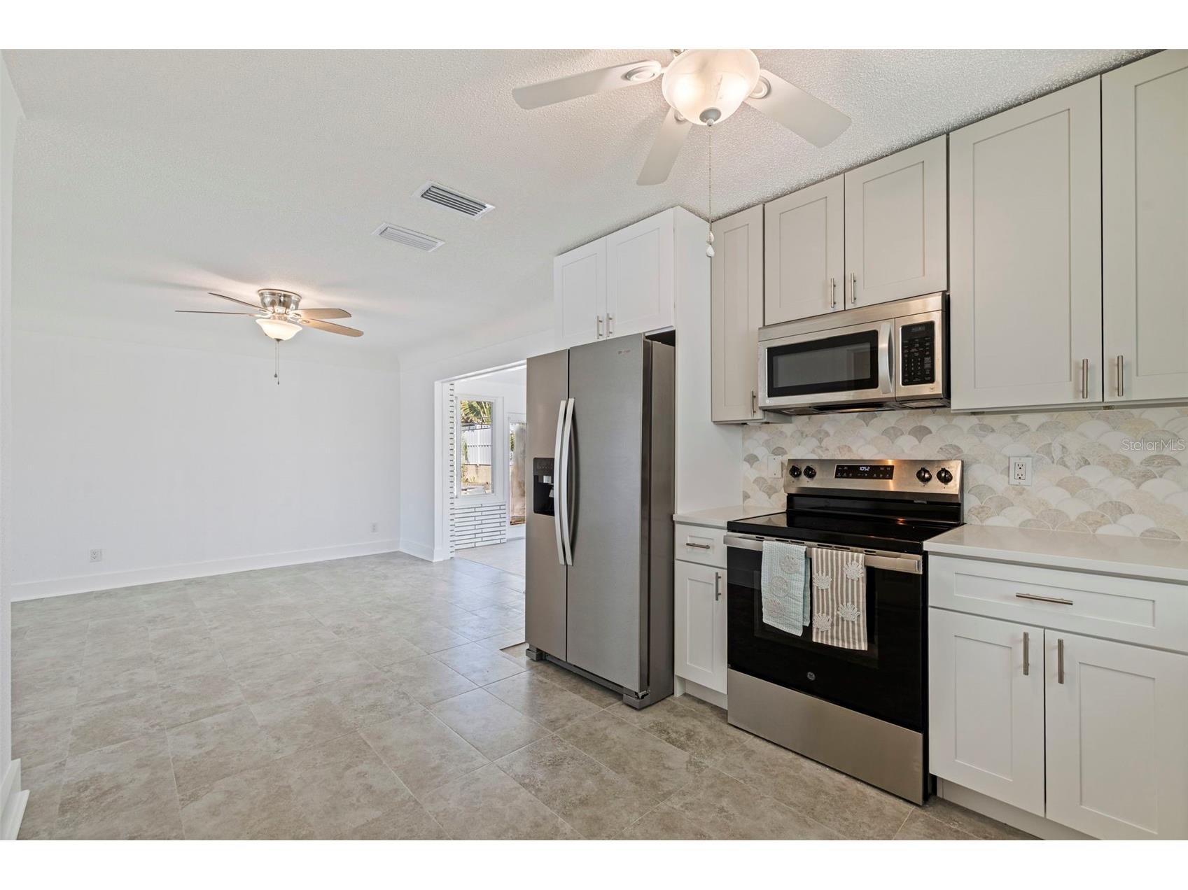 176 175th Avenue E Redington Shores FL 33708 TB8492951 image11