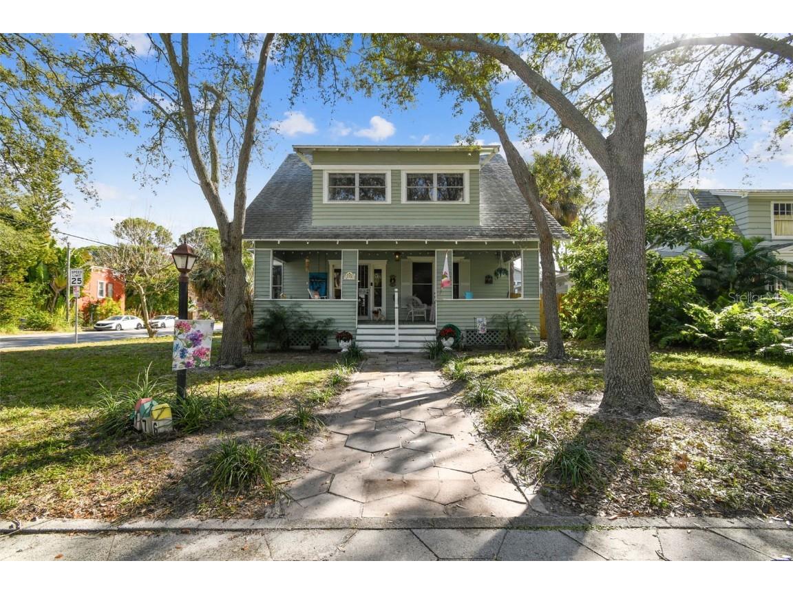 176 20th Avenue SE Saint Petersburg FL 33705 U8229494 image1