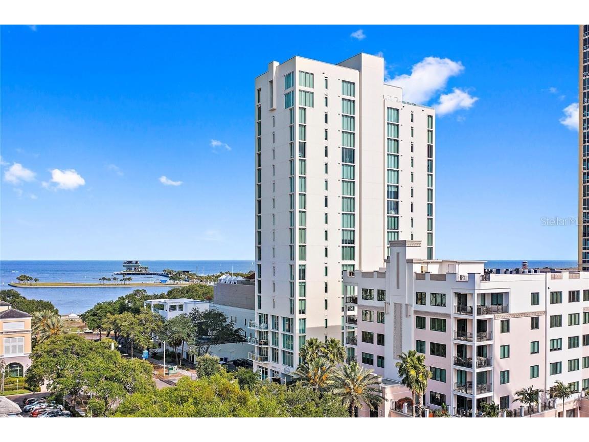 176 4th Avenue NE #1102 Saint Petersburg FL 33701 - TAMPA BAY U8203355 image1