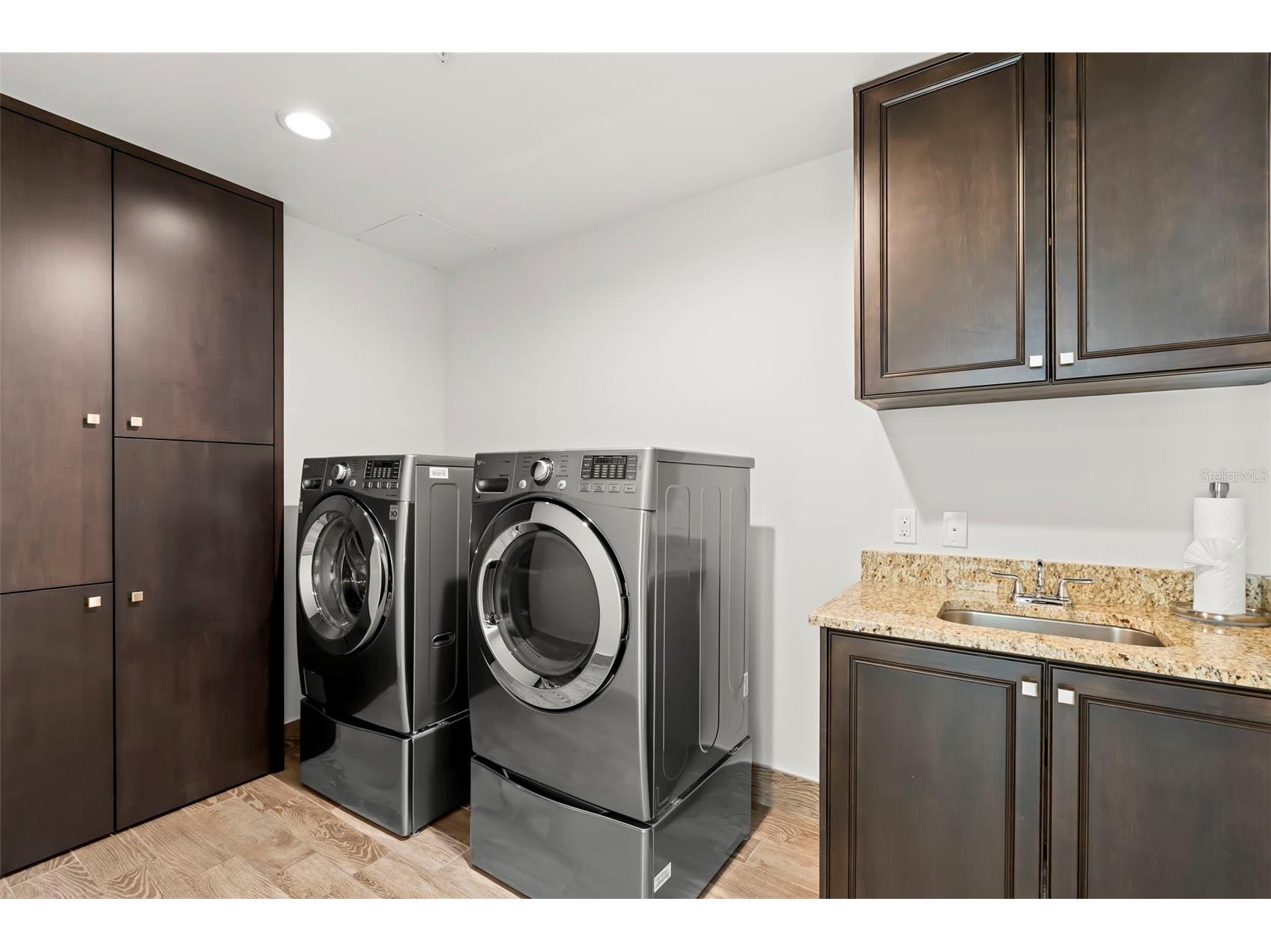 176 4th Avenue NE #1102 Saint Petersburg FL 33701 TB8495722 image37