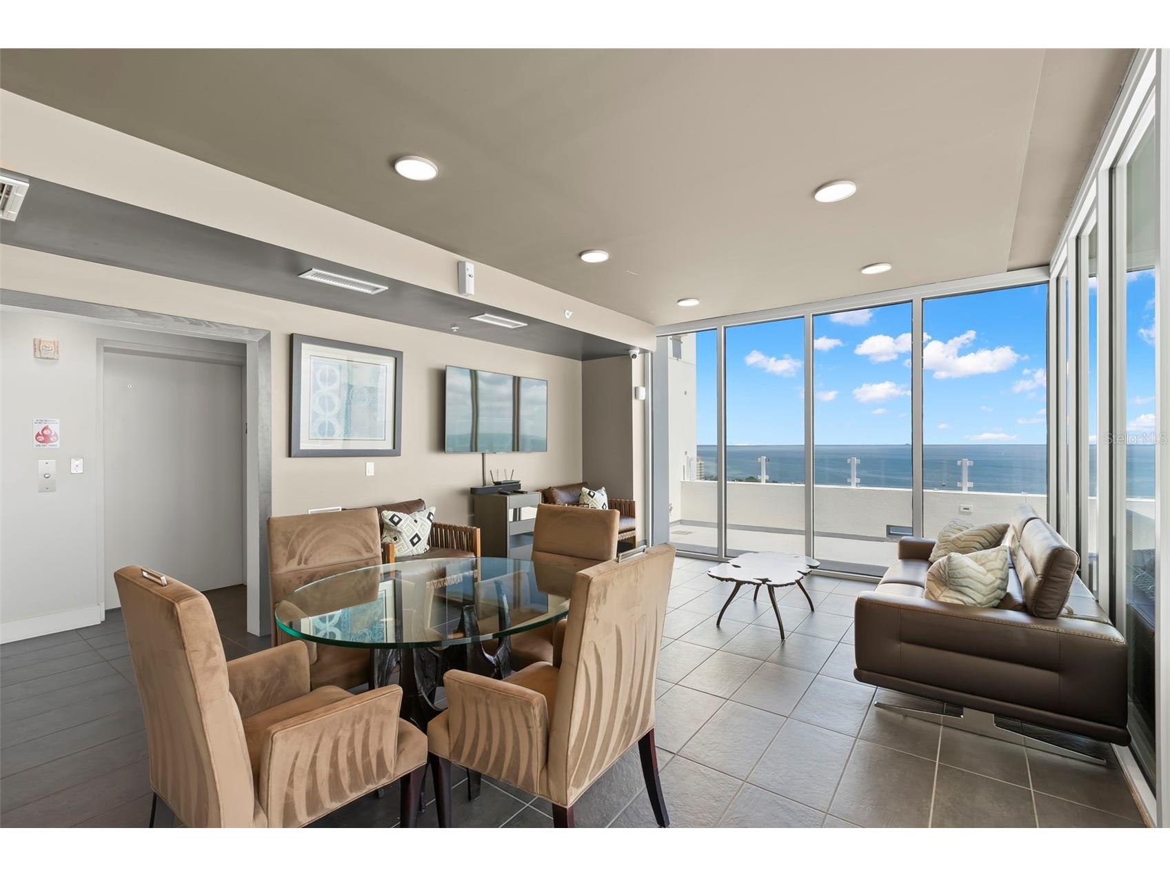 176 4th Avenue NE #1102 Saint Petersburg FL 33701 TB8495722 image41