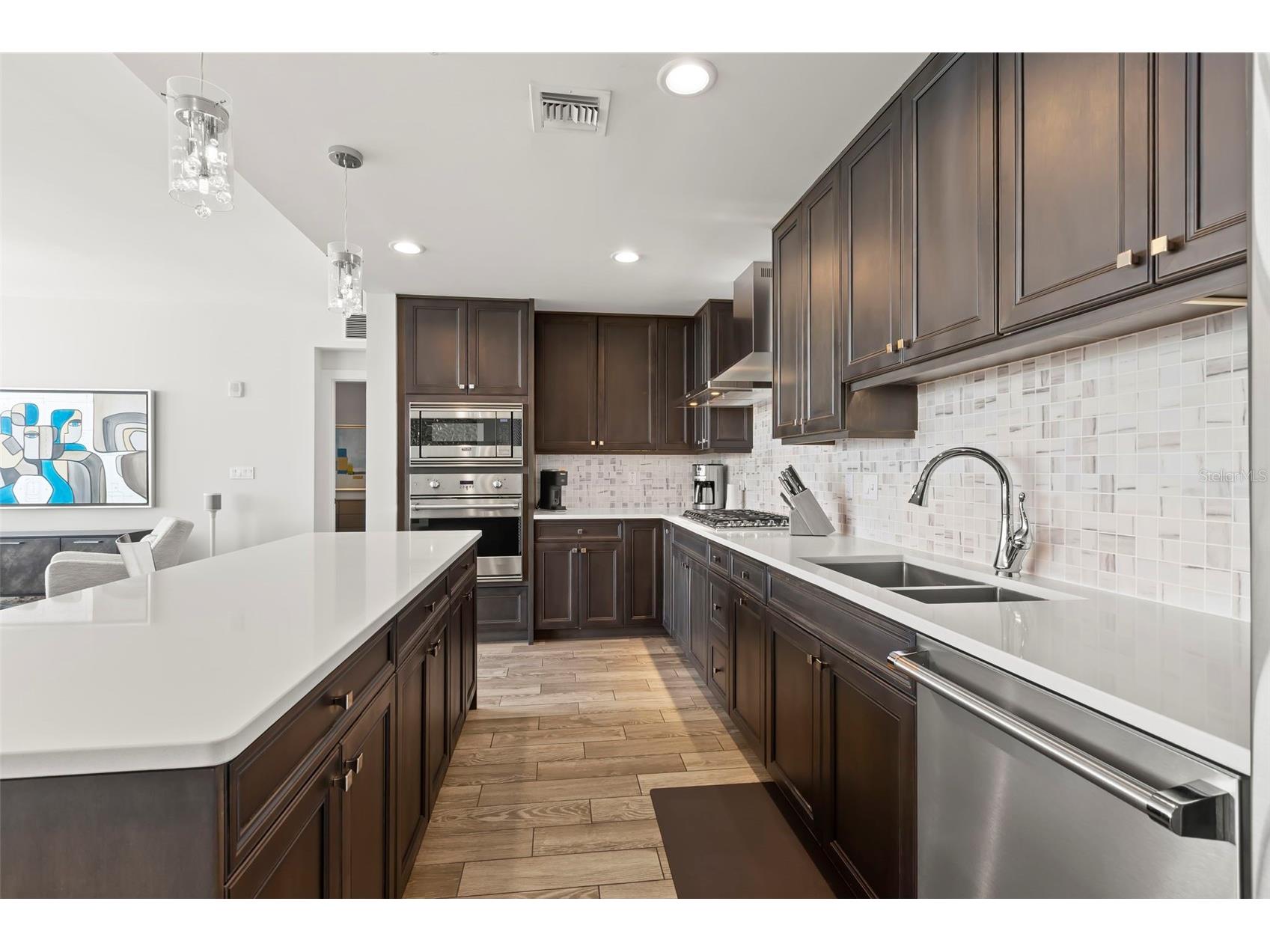176 4th Avenue NE #1102 Saint Petersburg FL 33701 TB8495722 image7