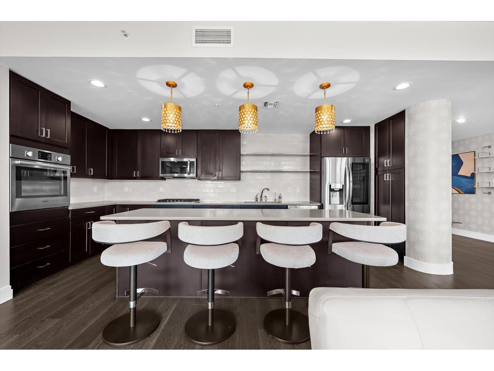 176 4th Avenue NE #201 Saint Petersburg FL 33701 TB8490960 image33