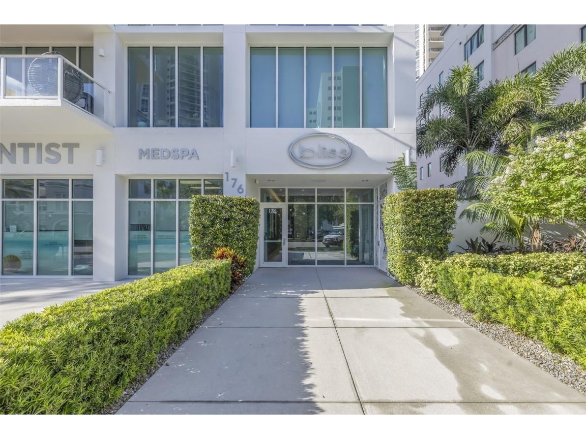 176 4th Avenue NE #501 Saint Petersburg FL 33701 O6226829 image1