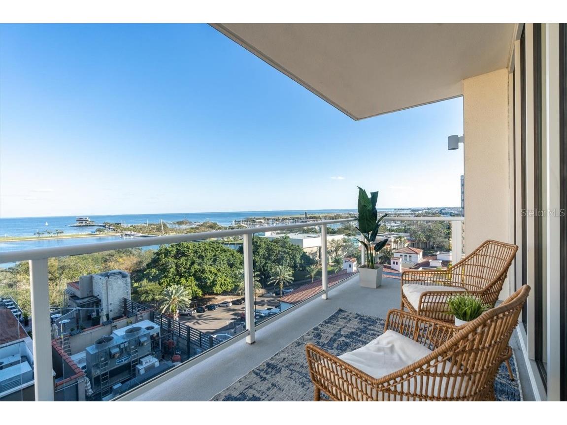 176 4th Avenue NE #902 Saint Petersburg FL 33701 U8189151 image1