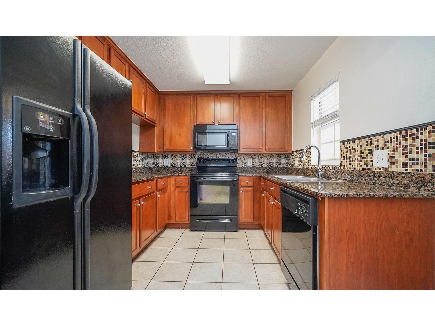 176 Coquina Bay Dr Drive Saint Petersburg FL 33705 TB8500590 image28