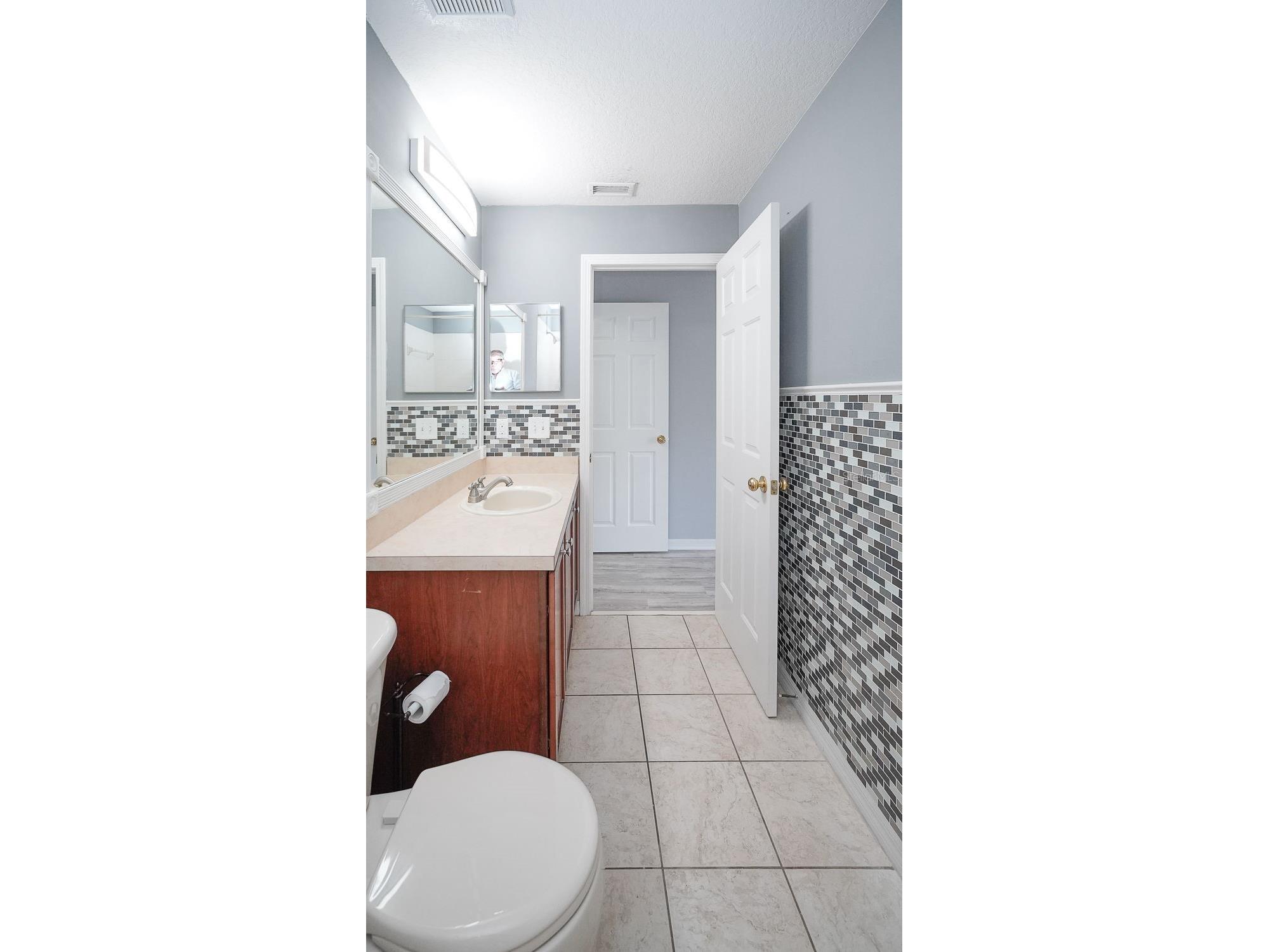 176 Coquina Bay Dr Drive Saint Petersburg FL 33705 TB8500590 image39