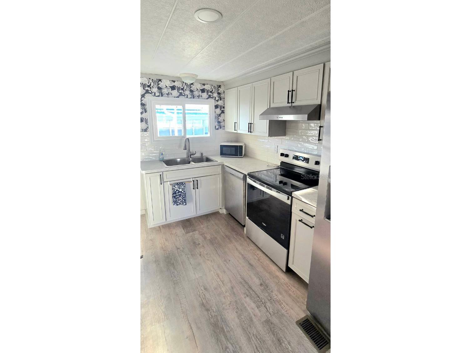 176 Independence Avenue #6 Palm Harbor FL 34684 TB8487952 image10