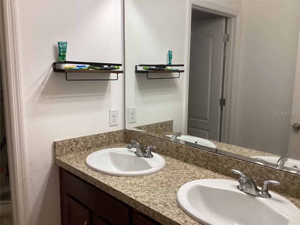 176 Jensen Drive Groveland FL 34736 - Lake Lucy O6307220 image14