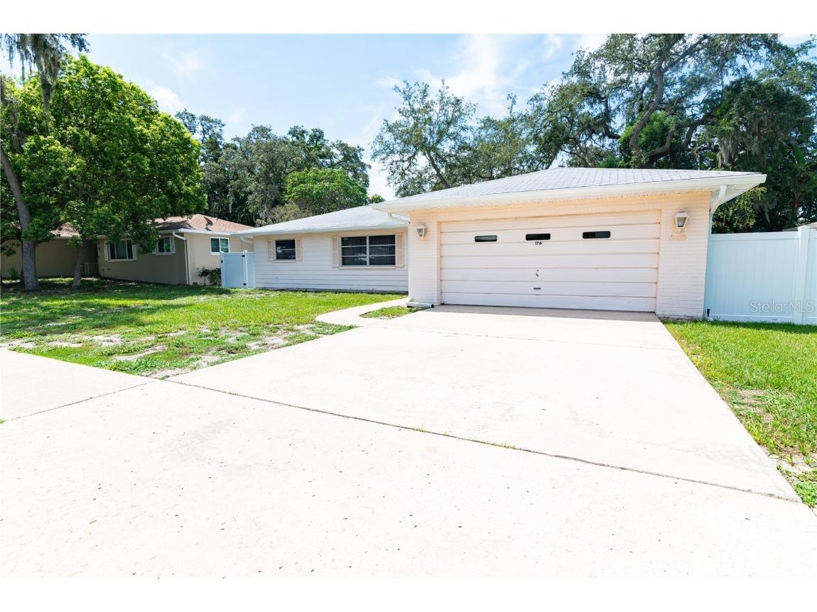 176 Lake Tarpon Drive Palm Harbor FL 34684 U8251960 image1