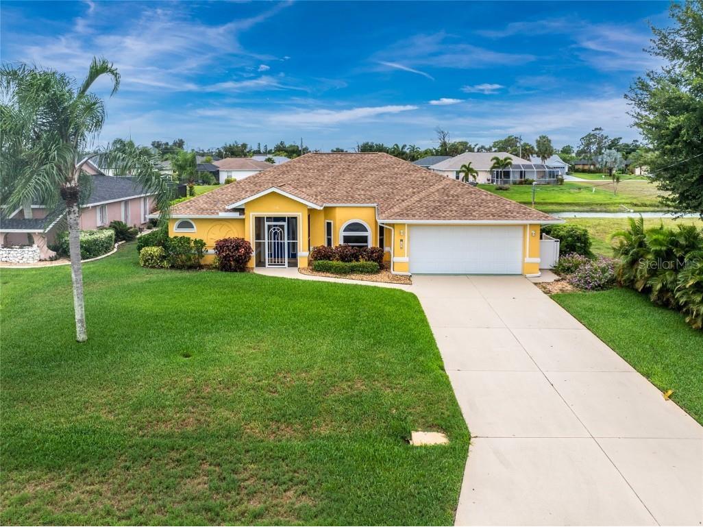 176 Mark Twain Lane Rotonda West FL 33947 D6136912 image1