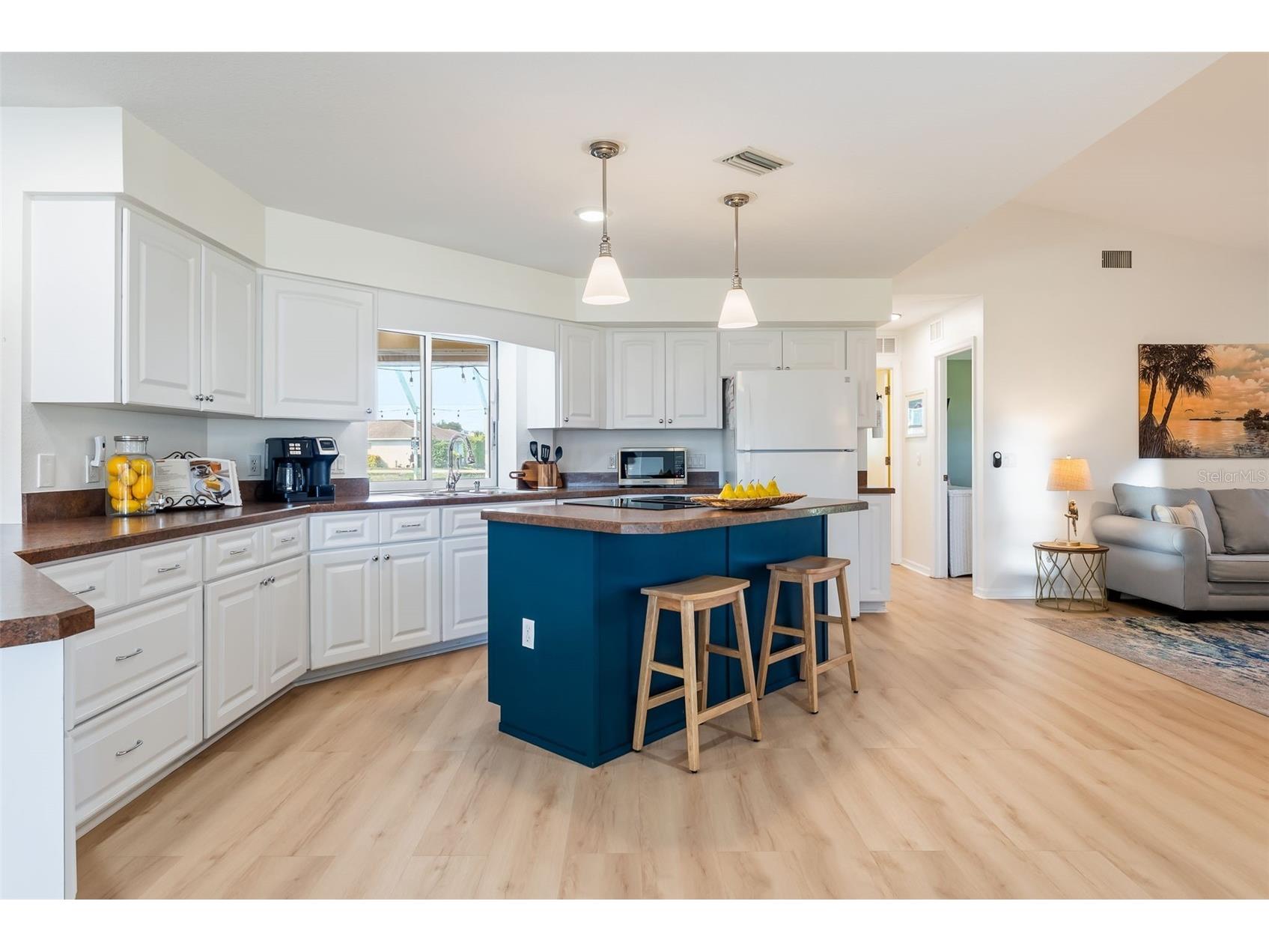 176 Mark Twain Lane Rotonda West FL 33947 - ROTONDA WEST CANAL O6410777 image5