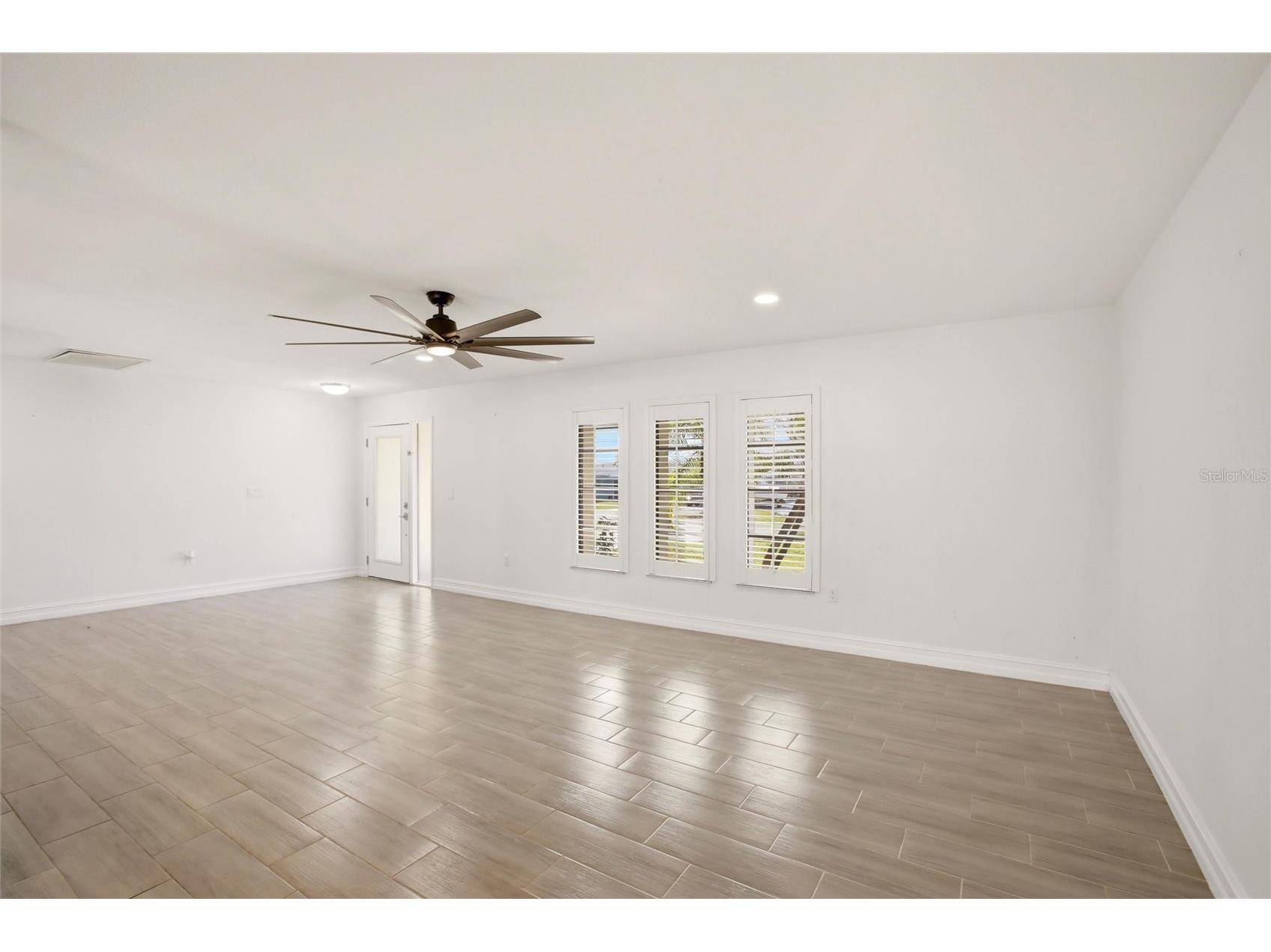 176 N Waterway Drive NW Port Charlotte FL 33952 C7524424 image5