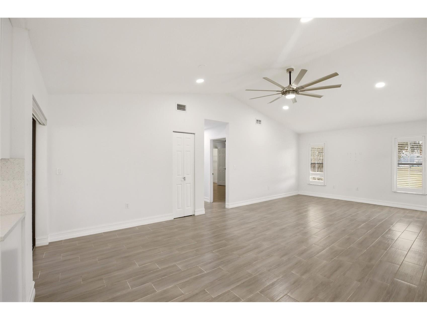 176 N Waterway Drive NW Port Charlotte FL 33952 C7525864 image9