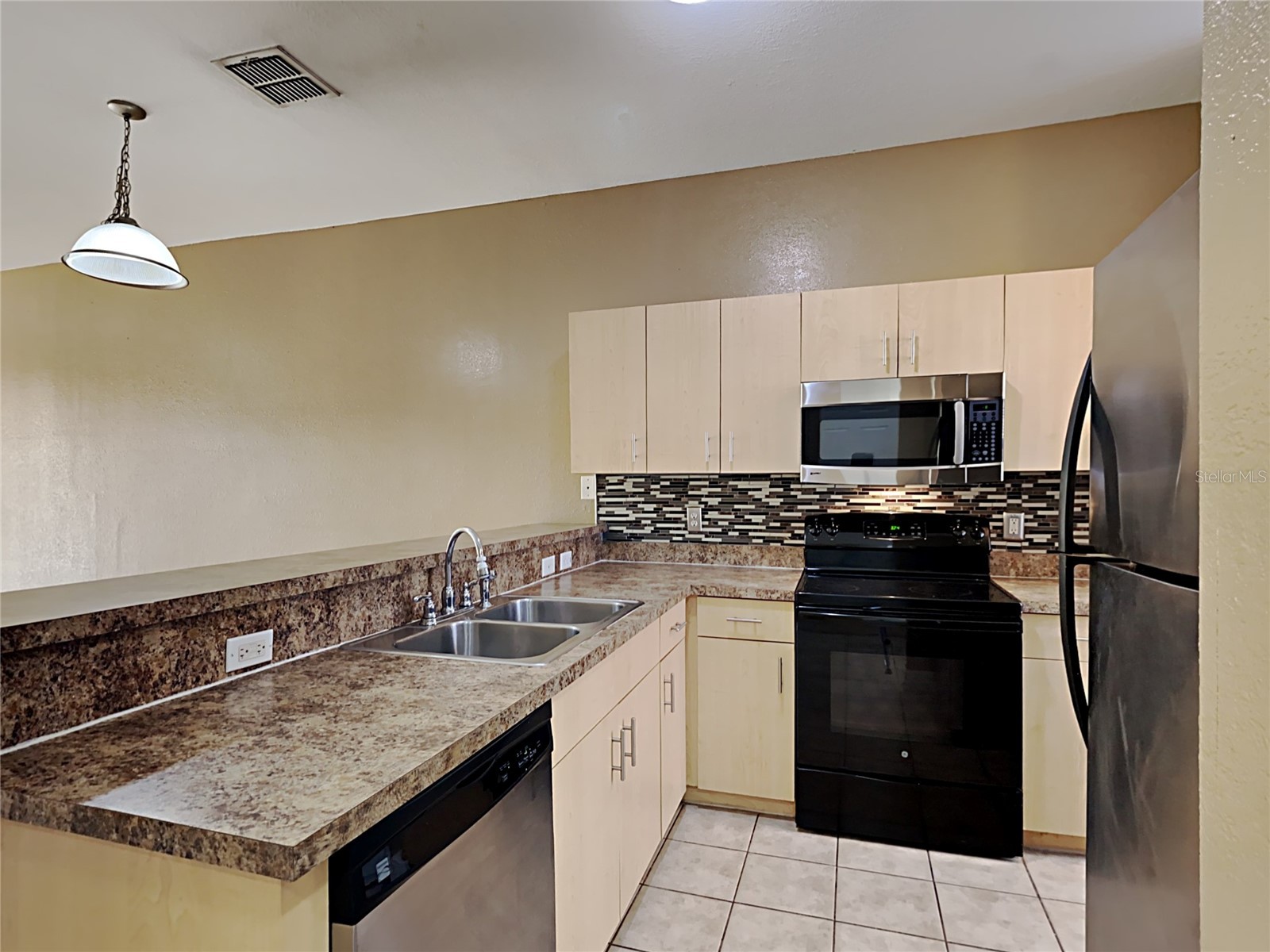 176 Ocean Bluff Drive Poinciana FL 34759 O6398573 image3