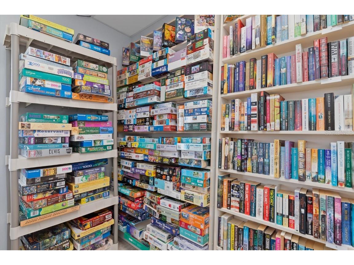 176 W Manatee Loop Punta Gorda FL 33950 C7515469 image32