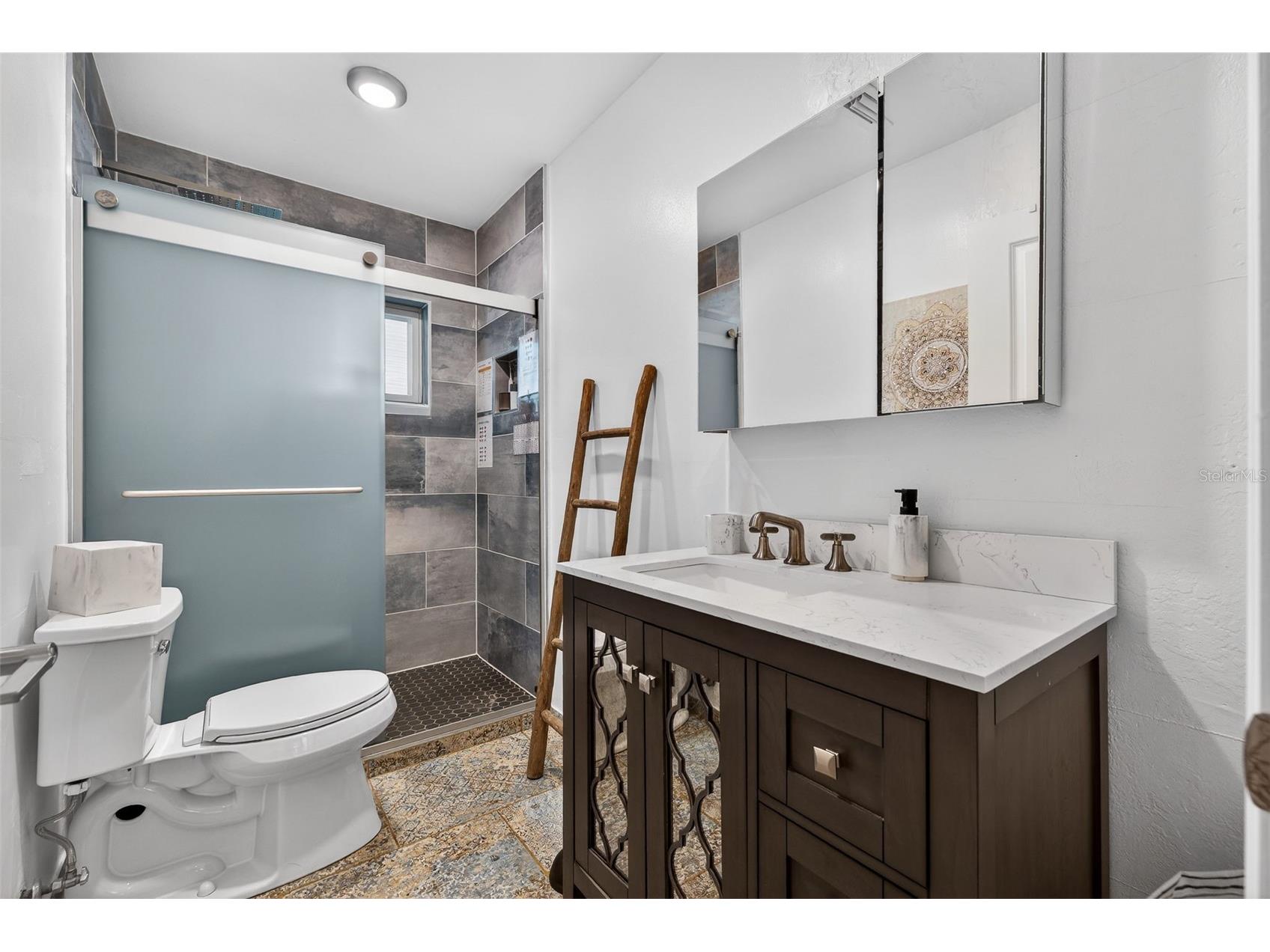 1760 75th Avenue N Saint Petersburg FL 33702 TB8493983 image26