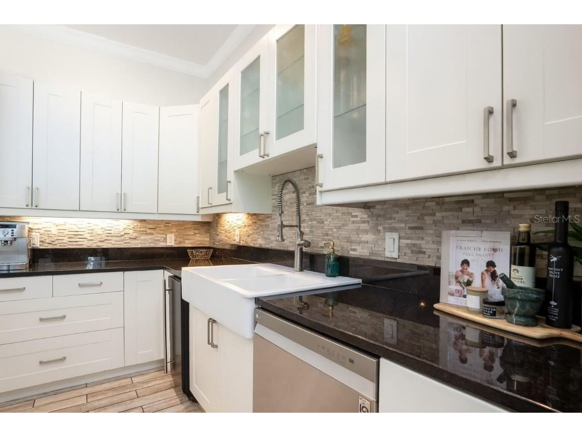 1760 Arlington Street Sarasota FL 34239 A4661996 image15