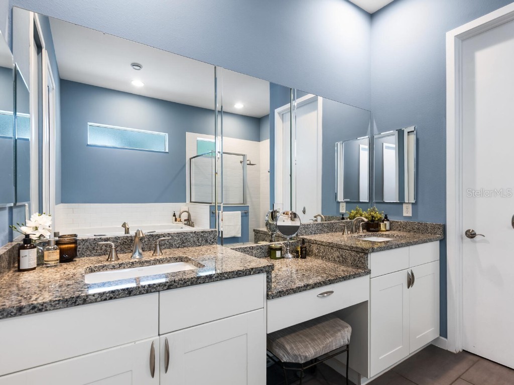 1760 Arlington Street Sarasota FL 34239 A4661996 image19