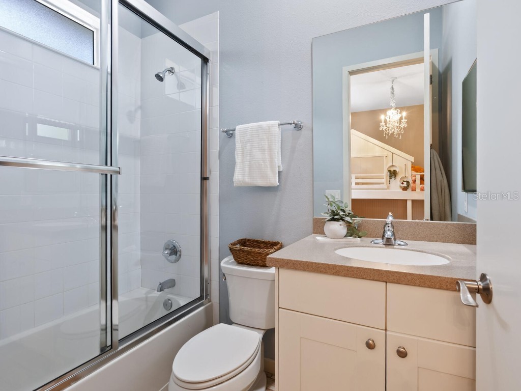 1760 Arlington Street Sarasota FL 34239 A4661996 image24