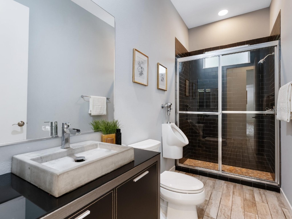 1760 Arlington Street Sarasota FL 34239 A4661996 image27