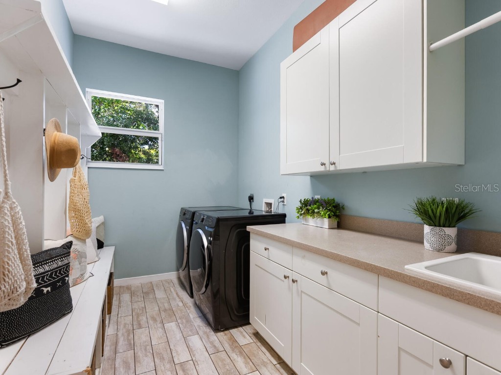 1760 Arlington Street Sarasota FL 34239 A4661996 image28