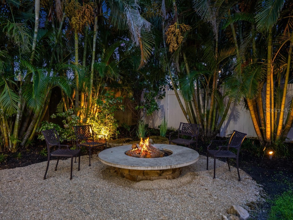 1760 Arlington Street Sarasota FL 34239 A4661996 image54