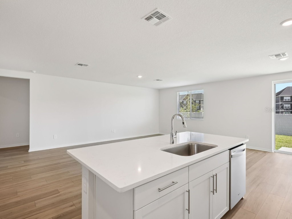 1760 Coolridge Place Zephyrhills FL 33541 O6358490 image13