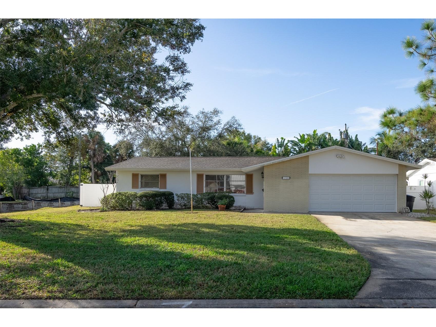 1760 Georgia Avenue NE Saint Petersburg FL 33703 TB8465344 image1