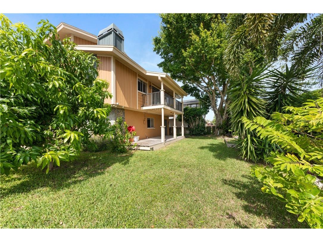 17601 1st Street E Redington Shores FL 33708 TB8514716 image29