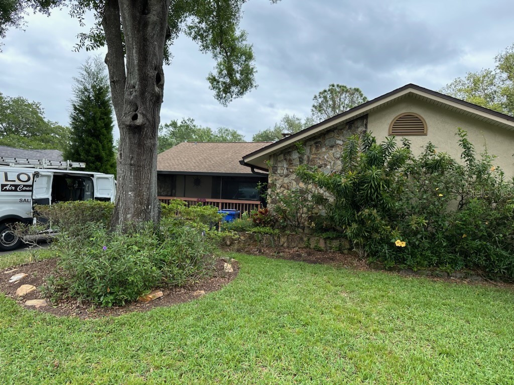 17606 Clover Creek Place Lutz FL 33549 T3459146 image1