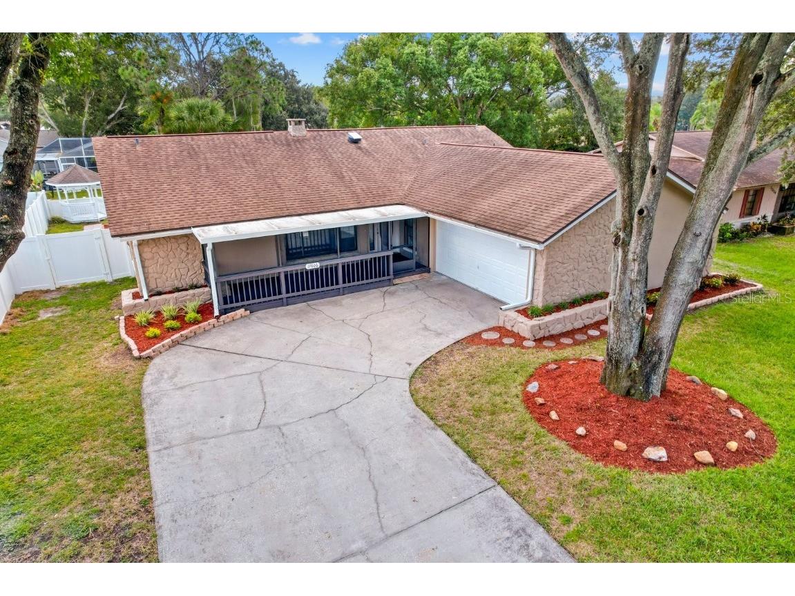 17606 Clovercreek Place Lutz FL 33549 - COMMUNITY LAKE T3471454 image1