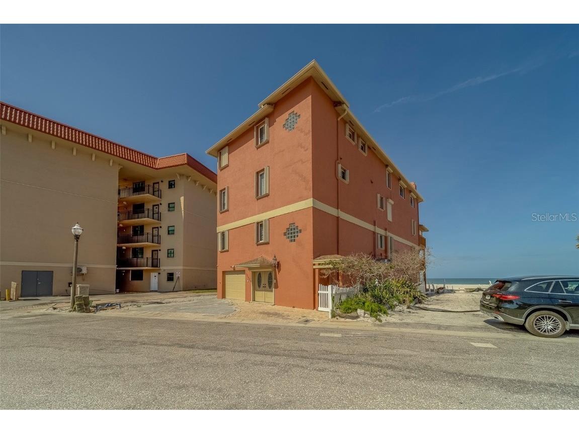 17606 Lee Avenue Redington Shores FL 33708 TB8385131 image13