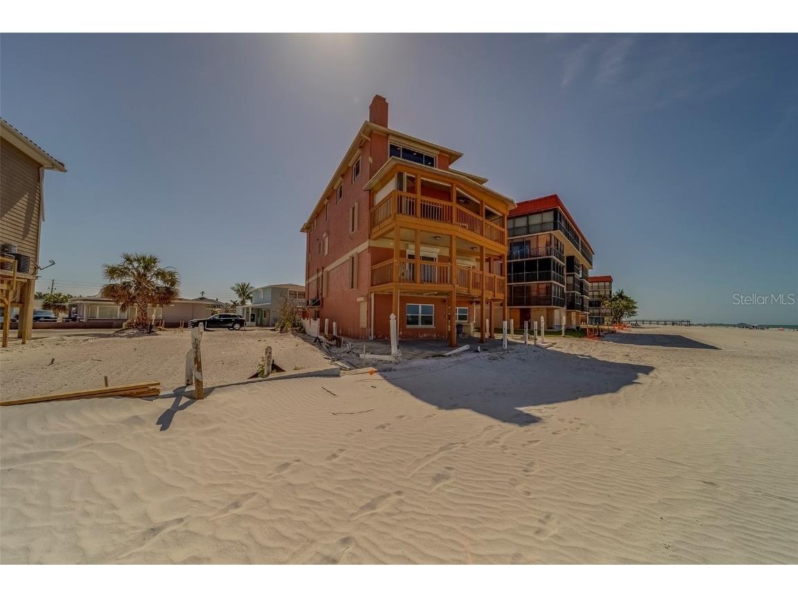 17606 Lee Avenue Redington Shores FL 33708 TB8385131 image17