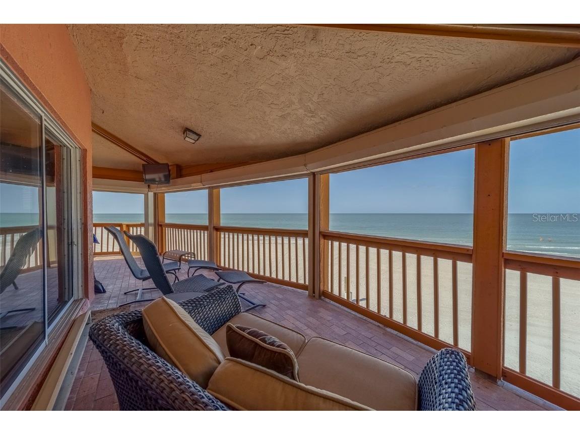 17606 Lee Avenue Redington Shores FL 33708 TB8385131 image6