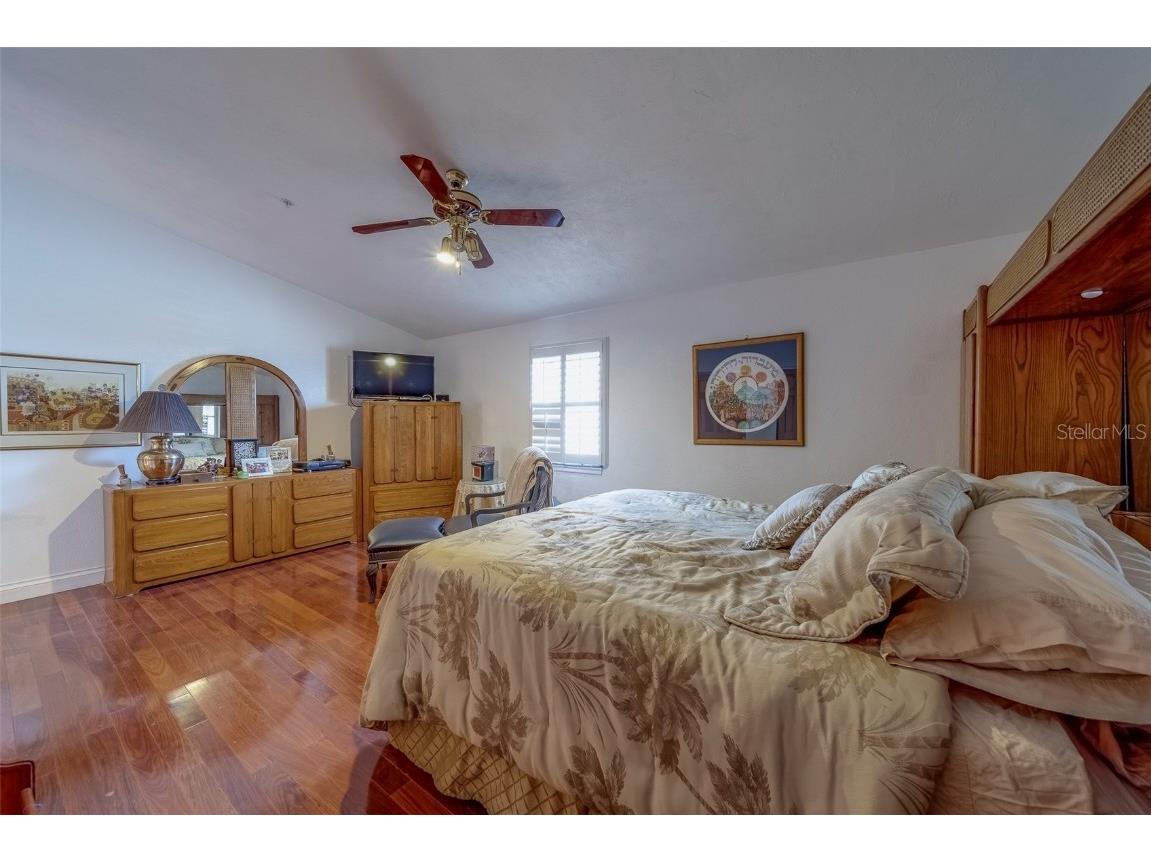 17606 Lee Avenue Redington Shores FL 33708 TB8385131 image70