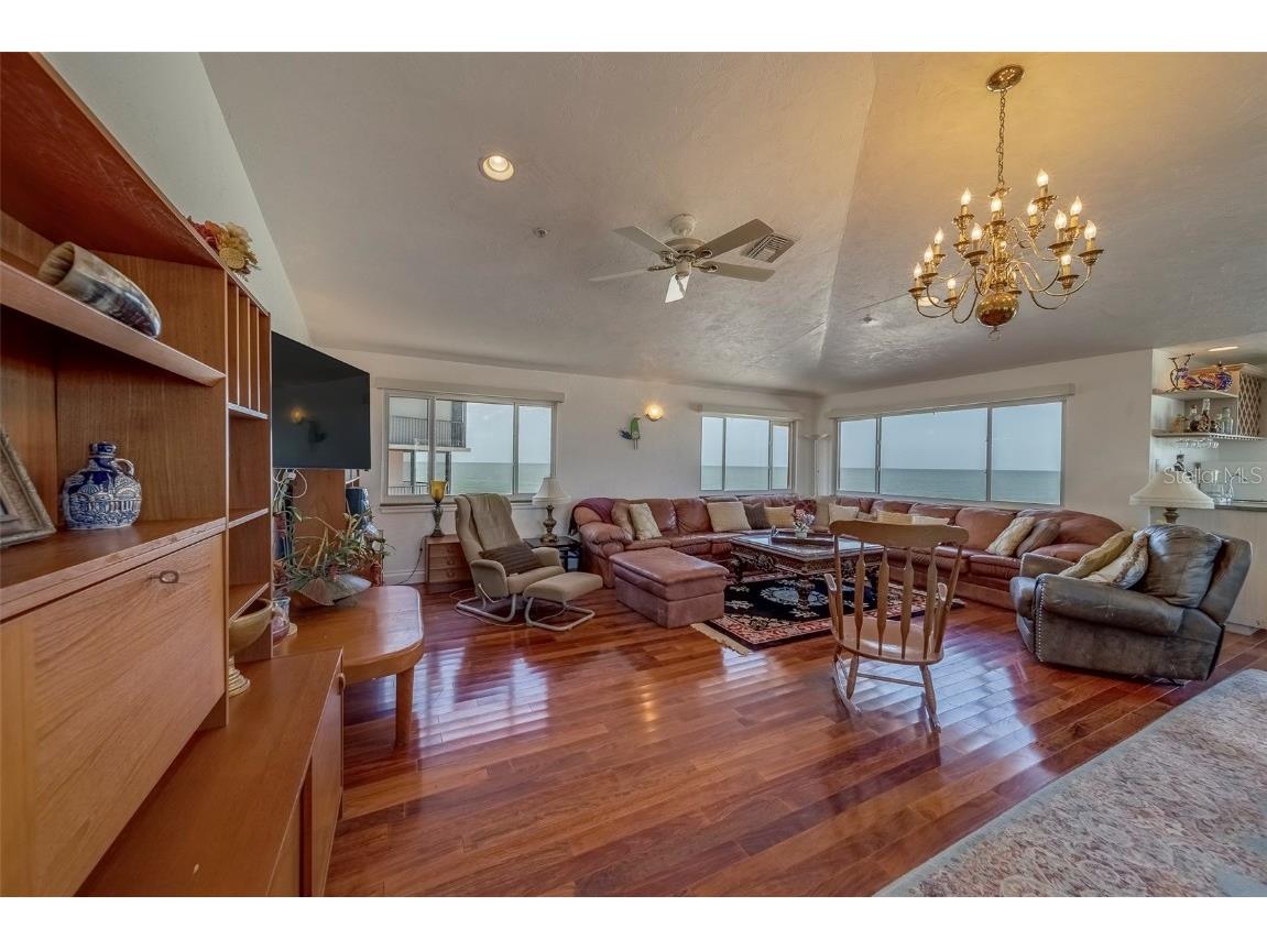 17606 Lee Avenue Redington Shores FL 33708 TB8385131 image78