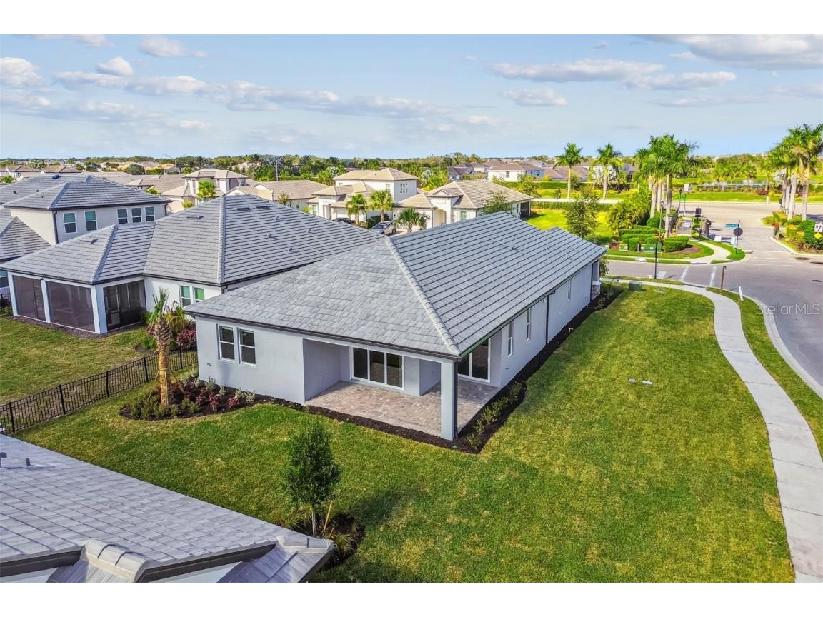 17607 Savory Mist Circle Lakewood Ranch FL 34211 R4910084 image2