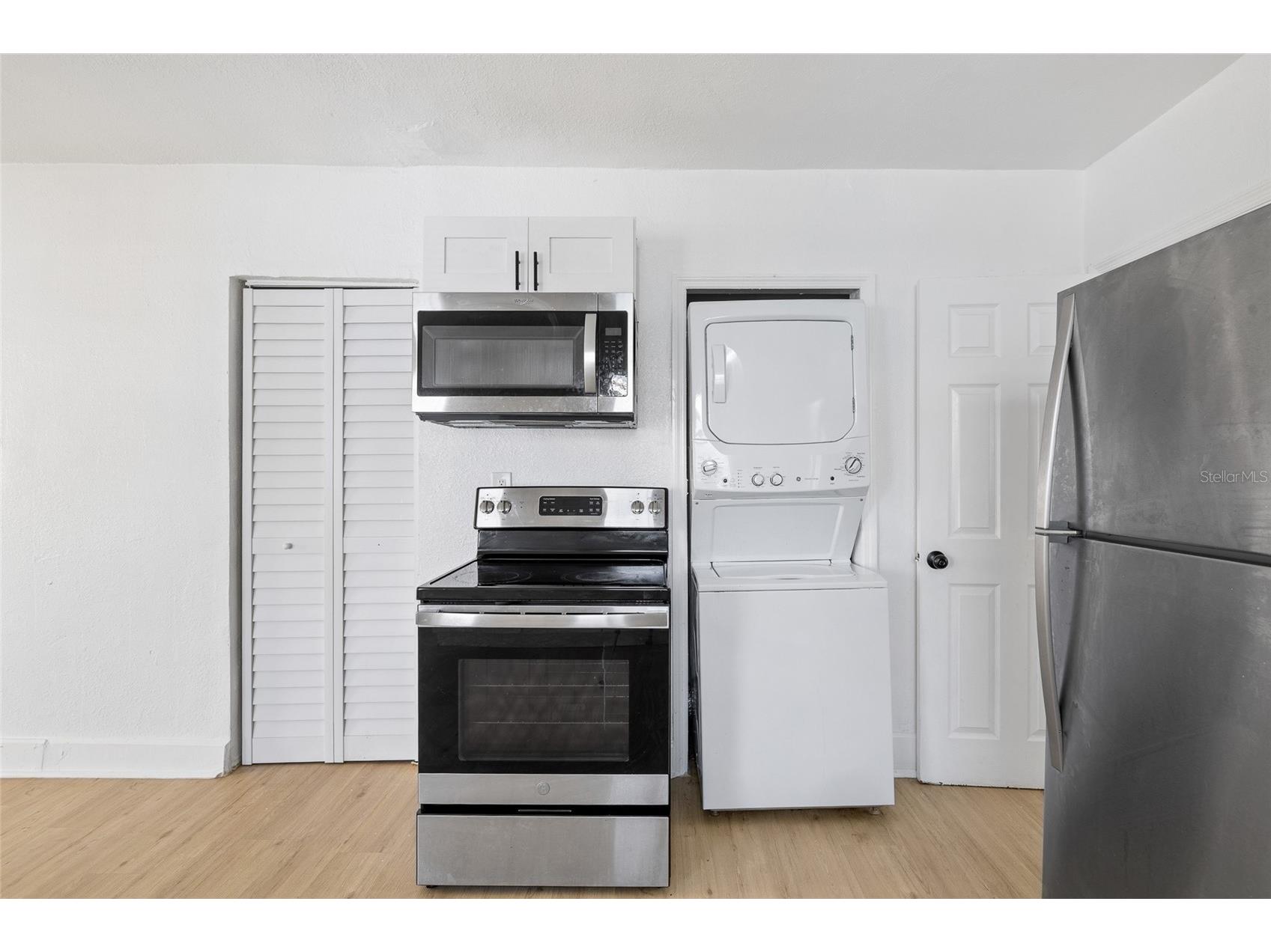 1761 19th Street S Saint Petersburg FL 33712 TB8524207 image6