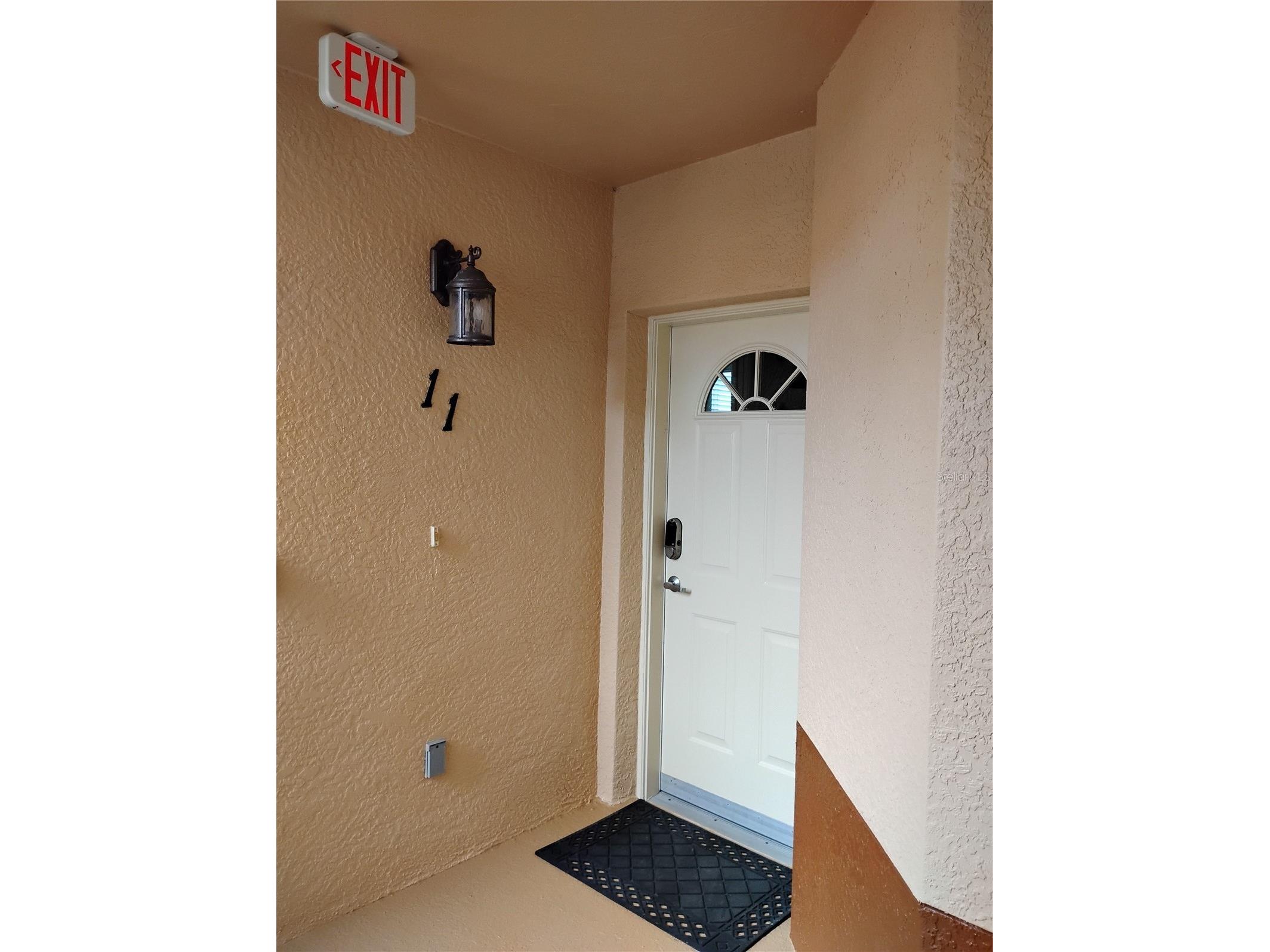 1761 Auburn Lakes Drive #11 Venice FL 34292 R4910981 image1