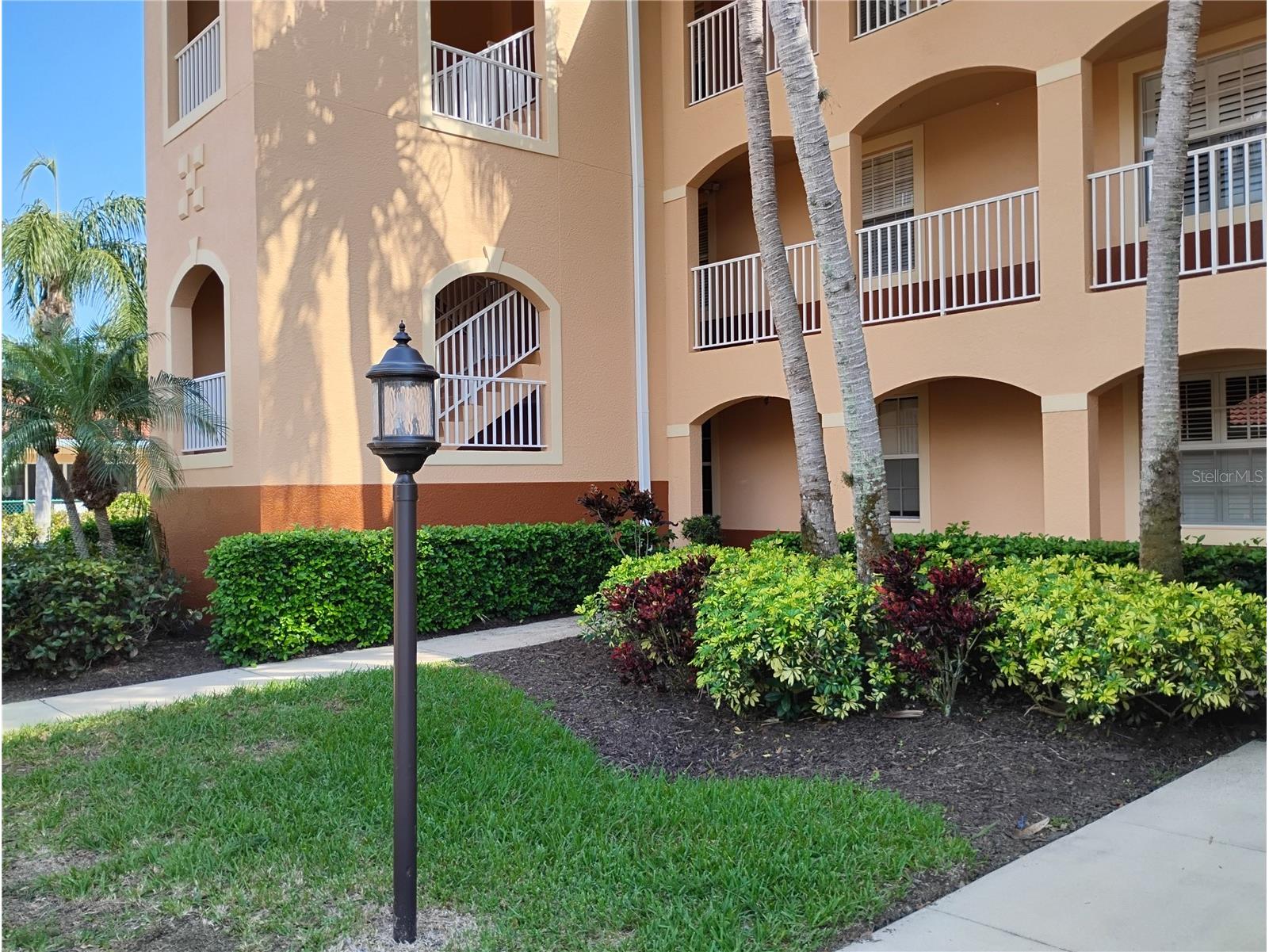 1761 Auburn Lakes Drive #11 Venice FL 34292 R4910981 image4